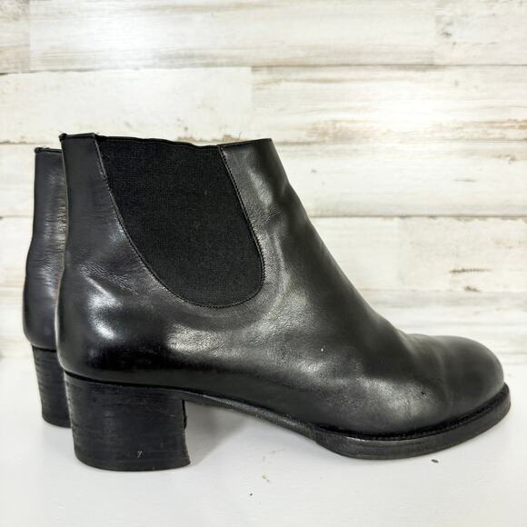 Fatta A Mano Women Black Leather W/ Stretch Sides Rounded Toe Ankle Booties 36 - Picture 5 of 6